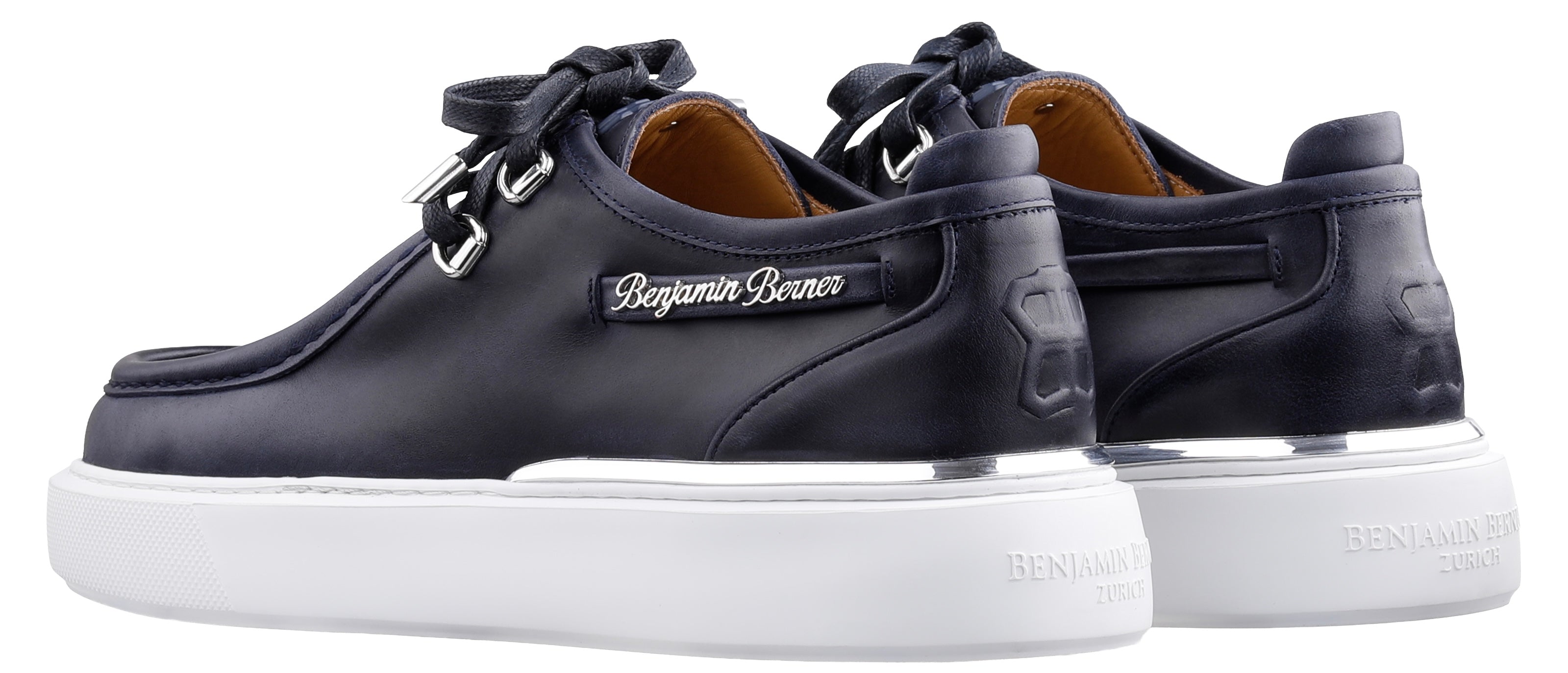 BNJ ARES NAVY PULL UP CALFSKIN