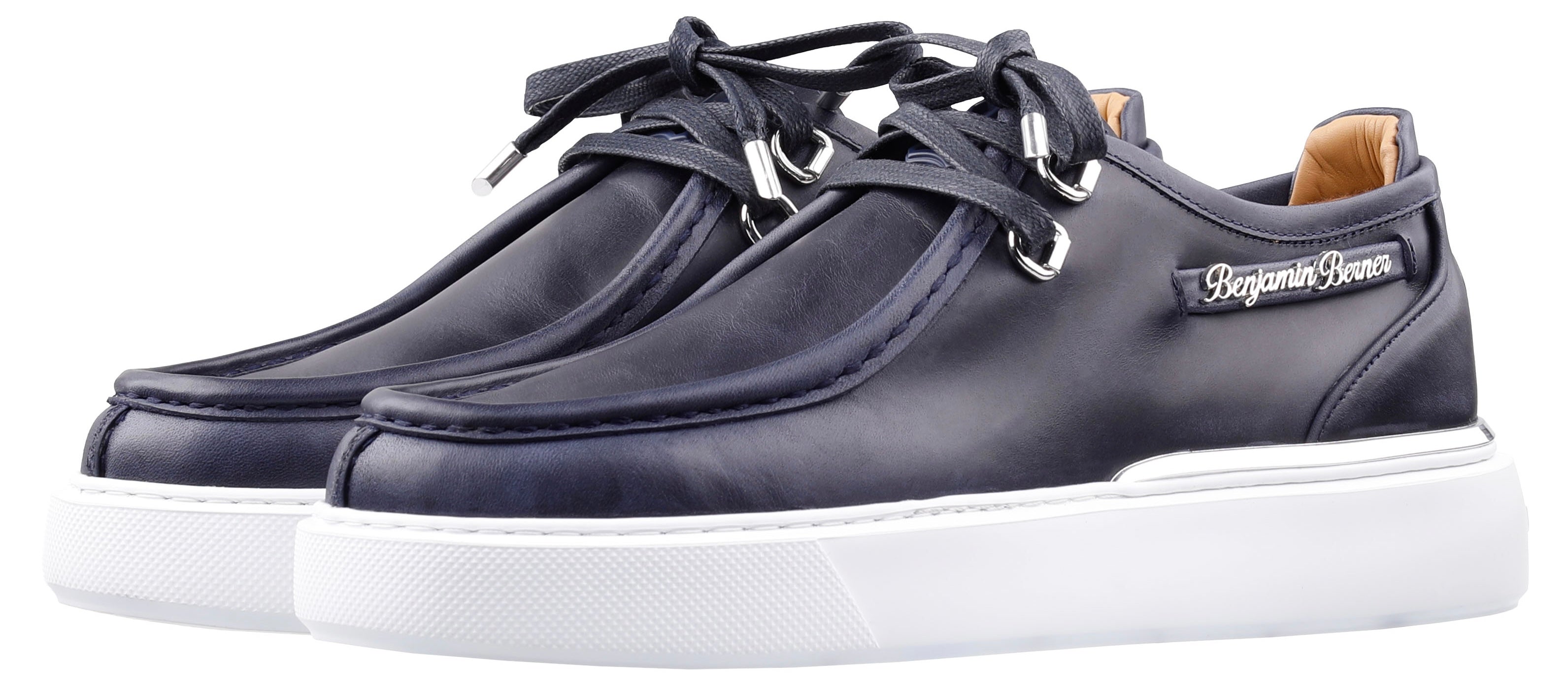 BNJ  ARES  NAVY PULL UP CALFSKIN