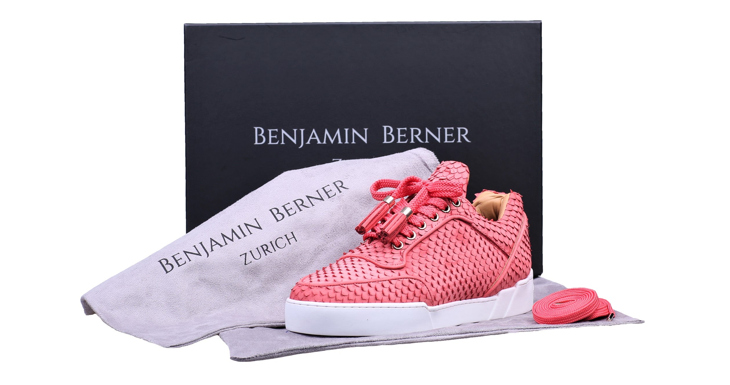 Women's  Low-Top LIVING CORAL COBRA CUT