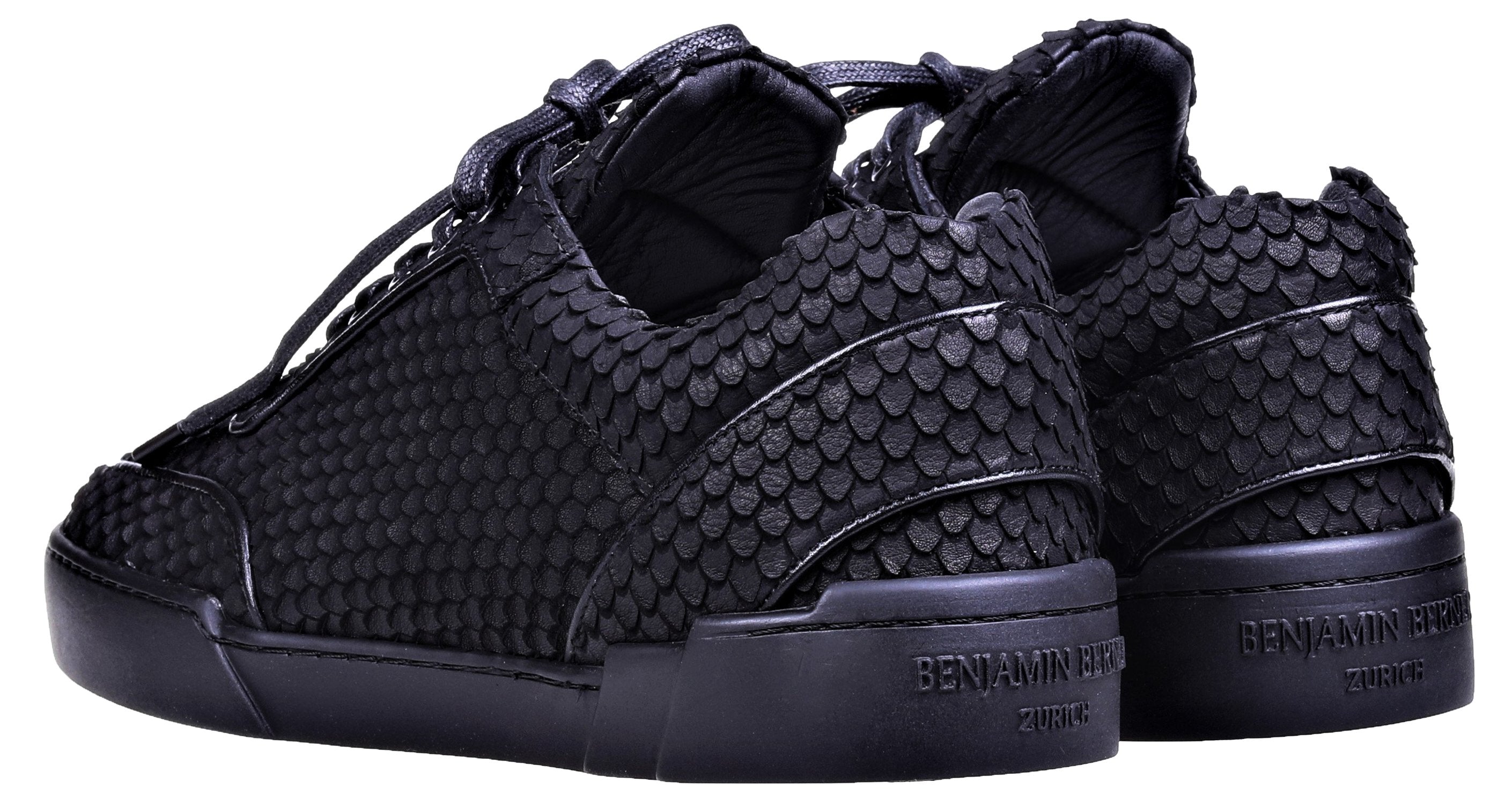 Low-Top BLACK COBRA CUT NUBUCK